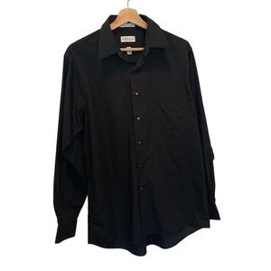 Van Heusen Black Wrinkle Free Large 34/35 Button Down Long Sleeve Shirt